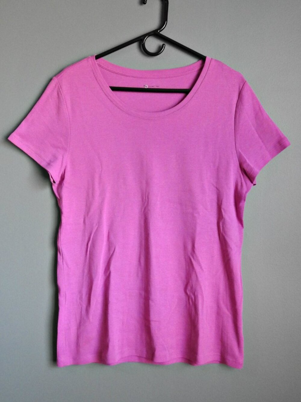 New Directions Crew Neck Short Sleeve Shirt - Size Large